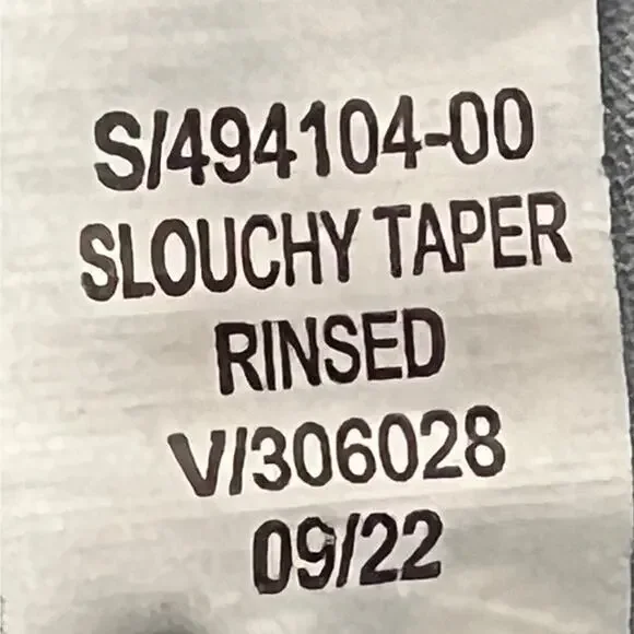 Old‎ Navy Jean Shorts Women's 8 Cutoffs Slouchy Dark Wash Grunge Denim Vacation - Picture 8 of 8